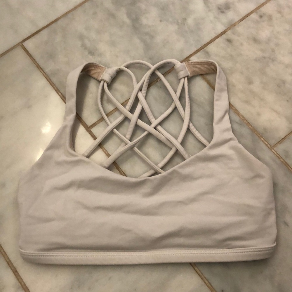 Lululemon Free To Be Wild Sports Bra Size 2